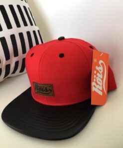 PREMIUM snapback nahka logolla