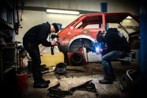 Hallilla touhuamista